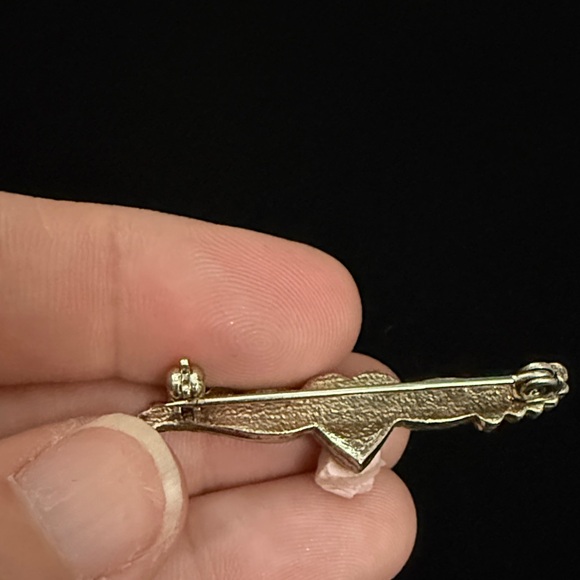 Elegant 1928 Rose Brooch - Picture 3 of 3